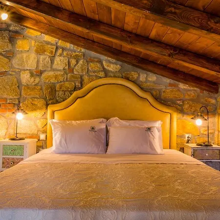Mediterraneo Luxury Suites Halkidiki Vourvourou Exterior photo