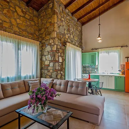 Mediterraneo Luxury Suites Halkidiki Vourvourou Exterior photo